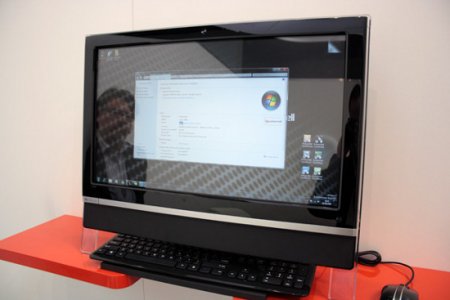Packard Bell Onetwo – новая линейка ПК класса «все-в-одном» с поддержкой multi-touch